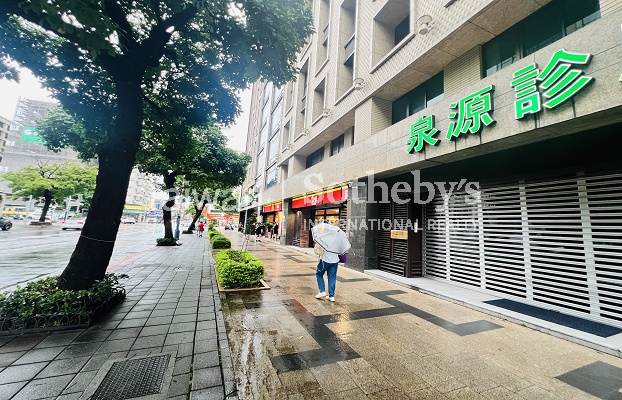 皇翔玉璽黃金店舖(診所) A建物外觀